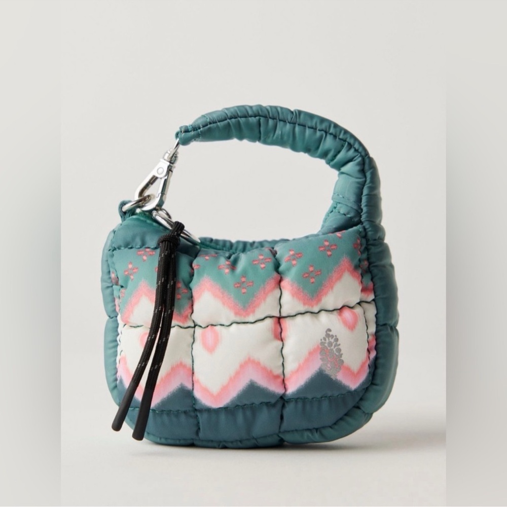 NWT Free People x FP Movement Quilted Printed Micro Pouch